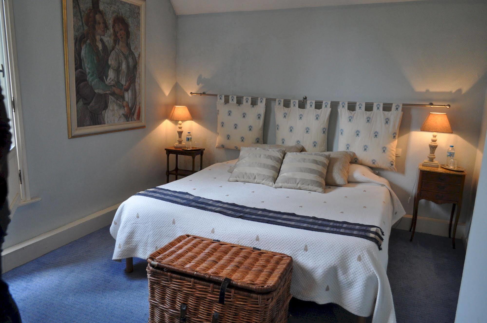 Le Chateau Des Ormes Bed and Breakfast Lambersart Eksteriør billede