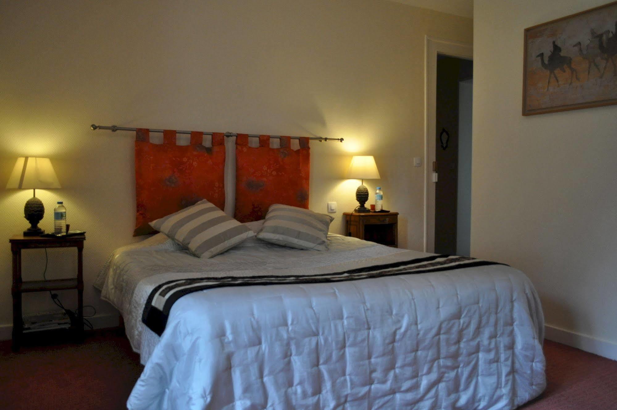 Le Chateau Des Ormes Bed and Breakfast Lambersart Eksteriør billede