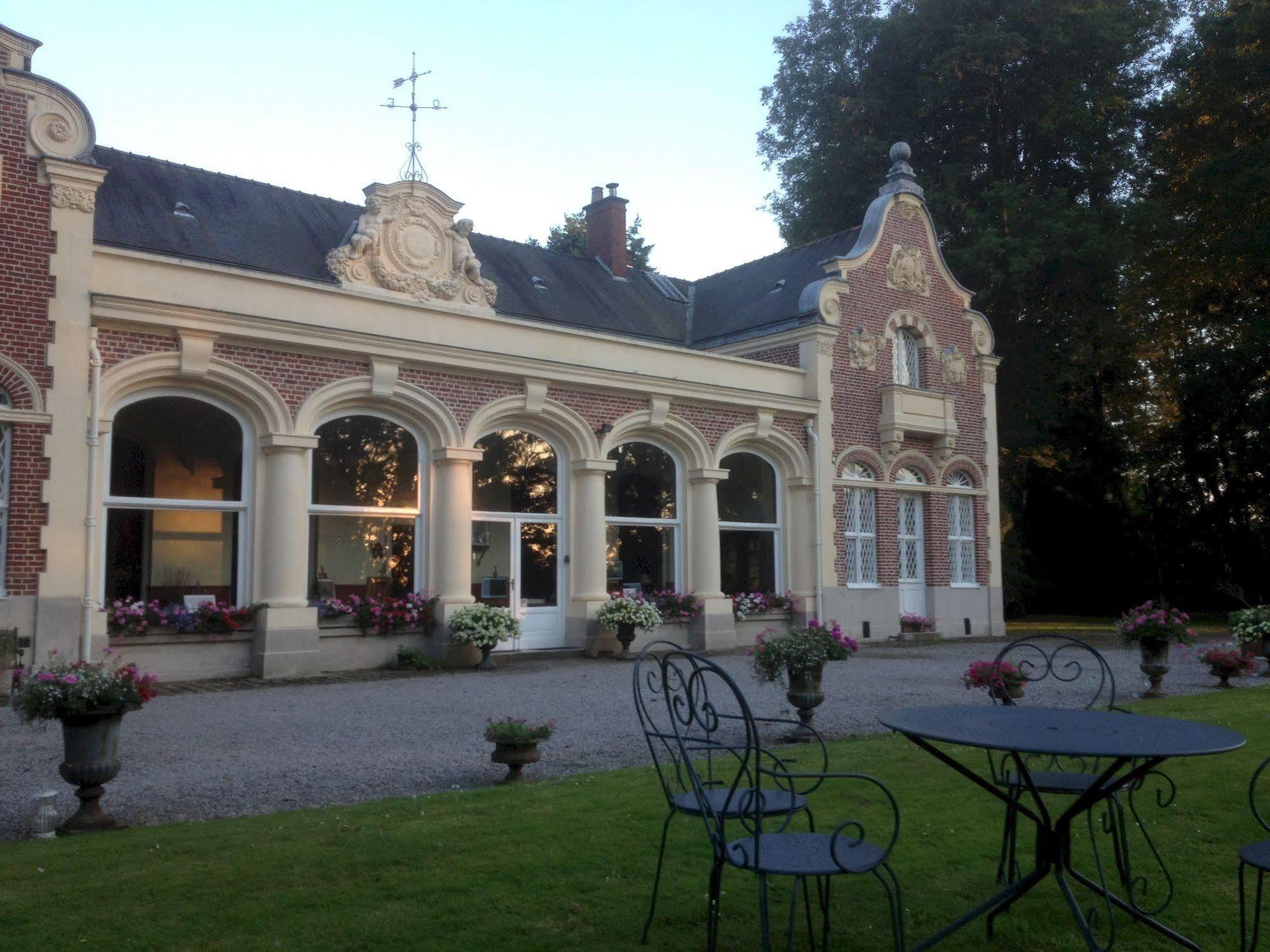 Le Chateau Des Ormes Bed and Breakfast Lambersart Eksteriør billede